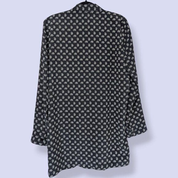 V. Liz Claiborne Long Pattern Top - Picture 6 of 7